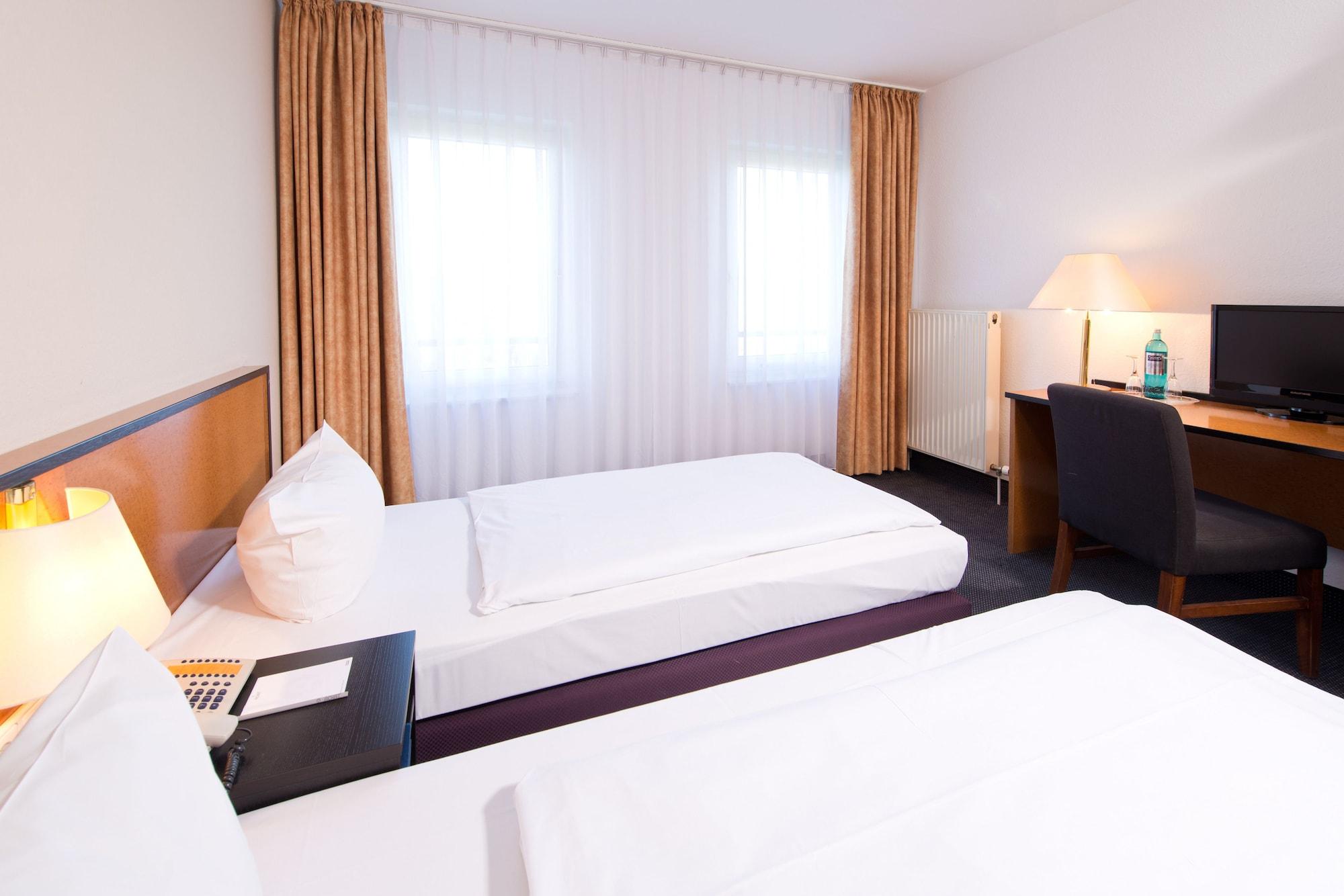 Coffee Fellows Hotel Frankfurt Airport-Langen ลังเงิน ภายนอก รูปภาพ