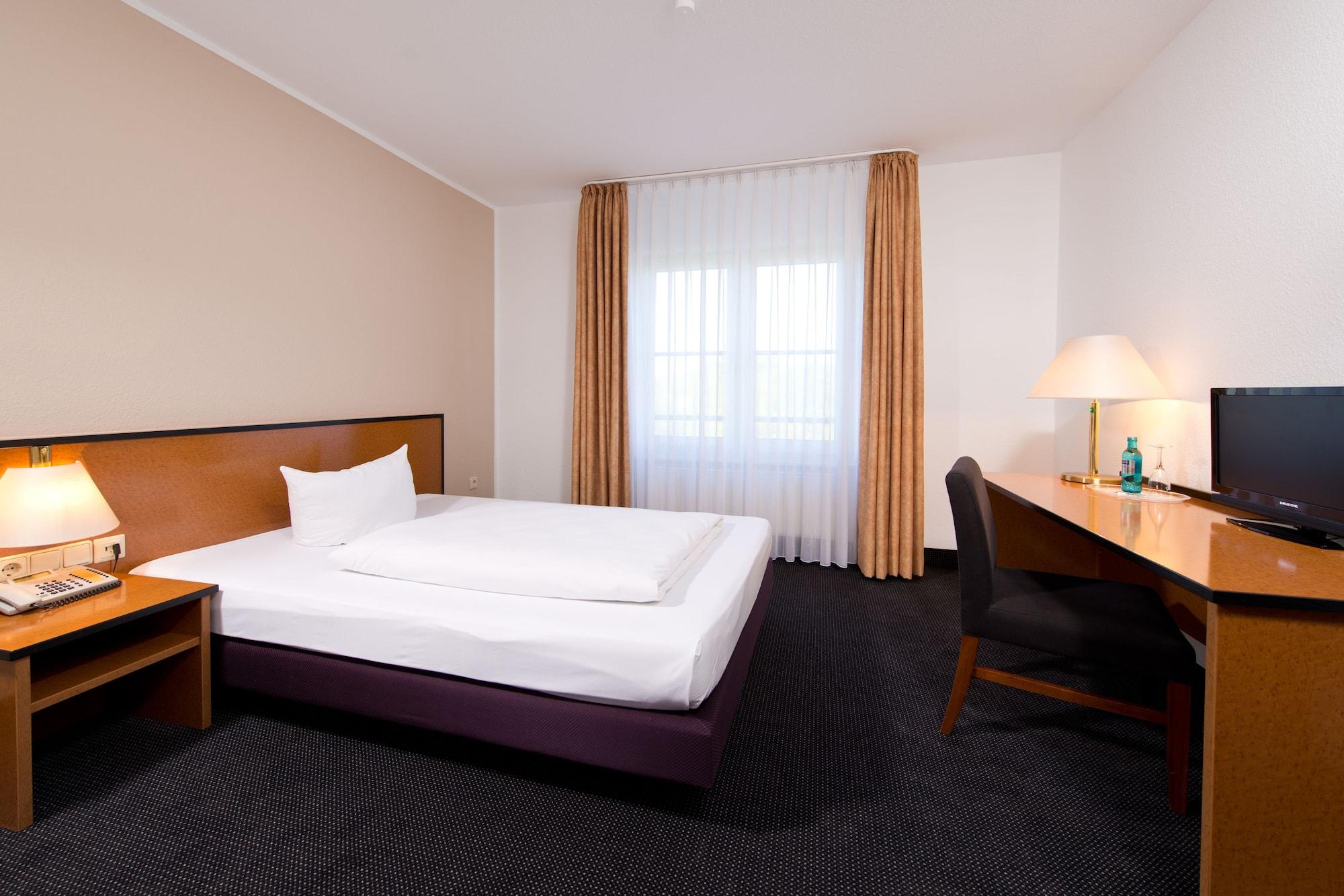 Coffee Fellows Hotel Frankfurt Airport-Langen ลังเงิน ภายนอก รูปภาพ