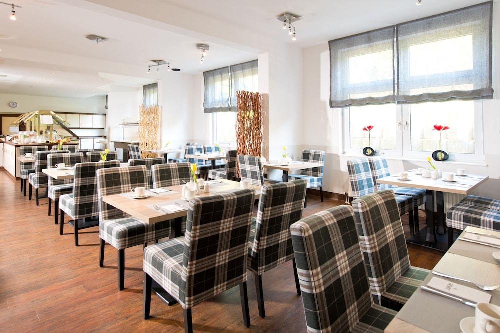 Coffee Fellows Hotel Frankfurt Airport-Langen ลังเงิน ภายนอก รูปภาพ