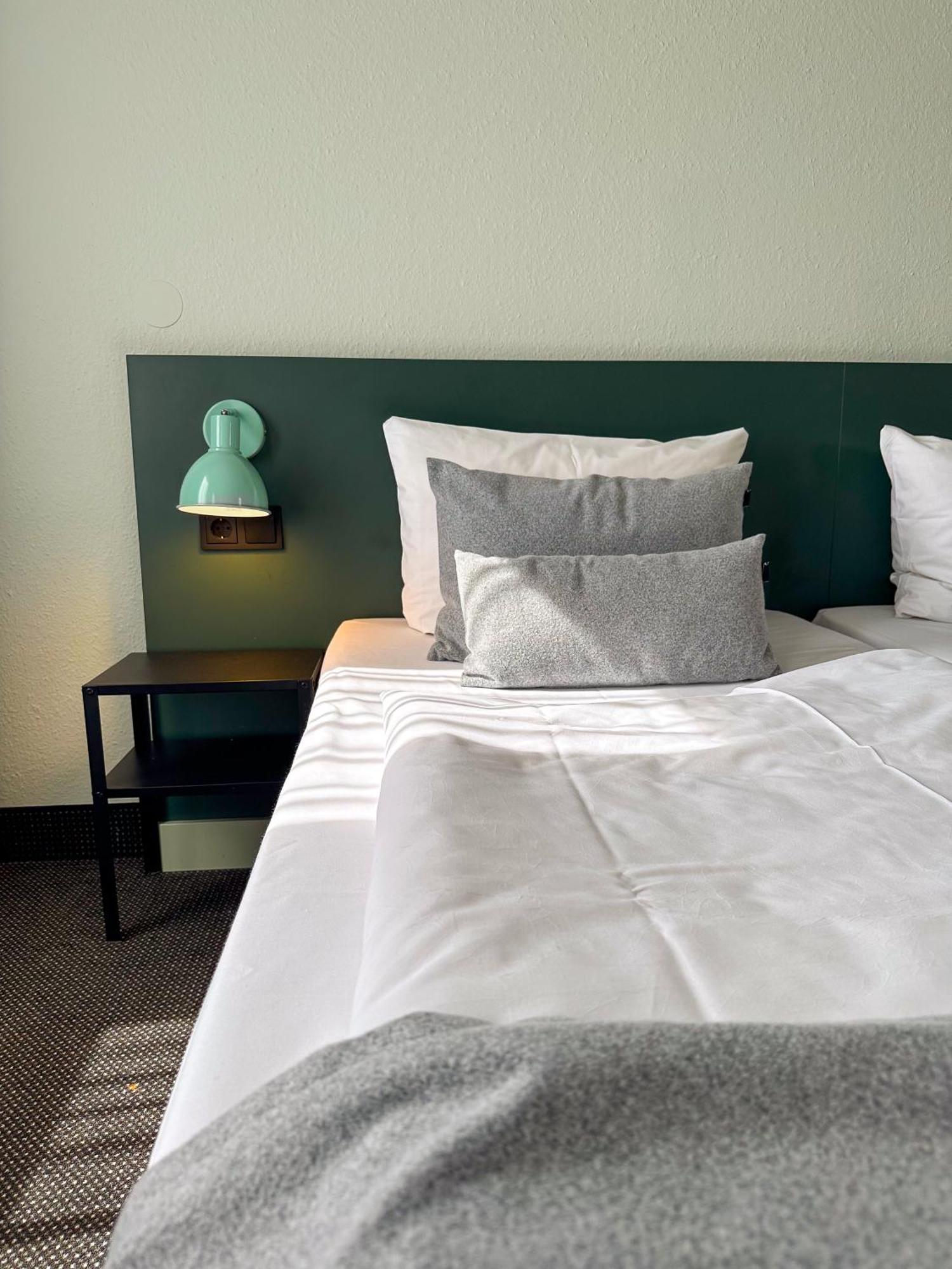 Coffee Fellows Hotel Frankfurt Airport-Langen ลังเงิน ภายนอก รูปภาพ