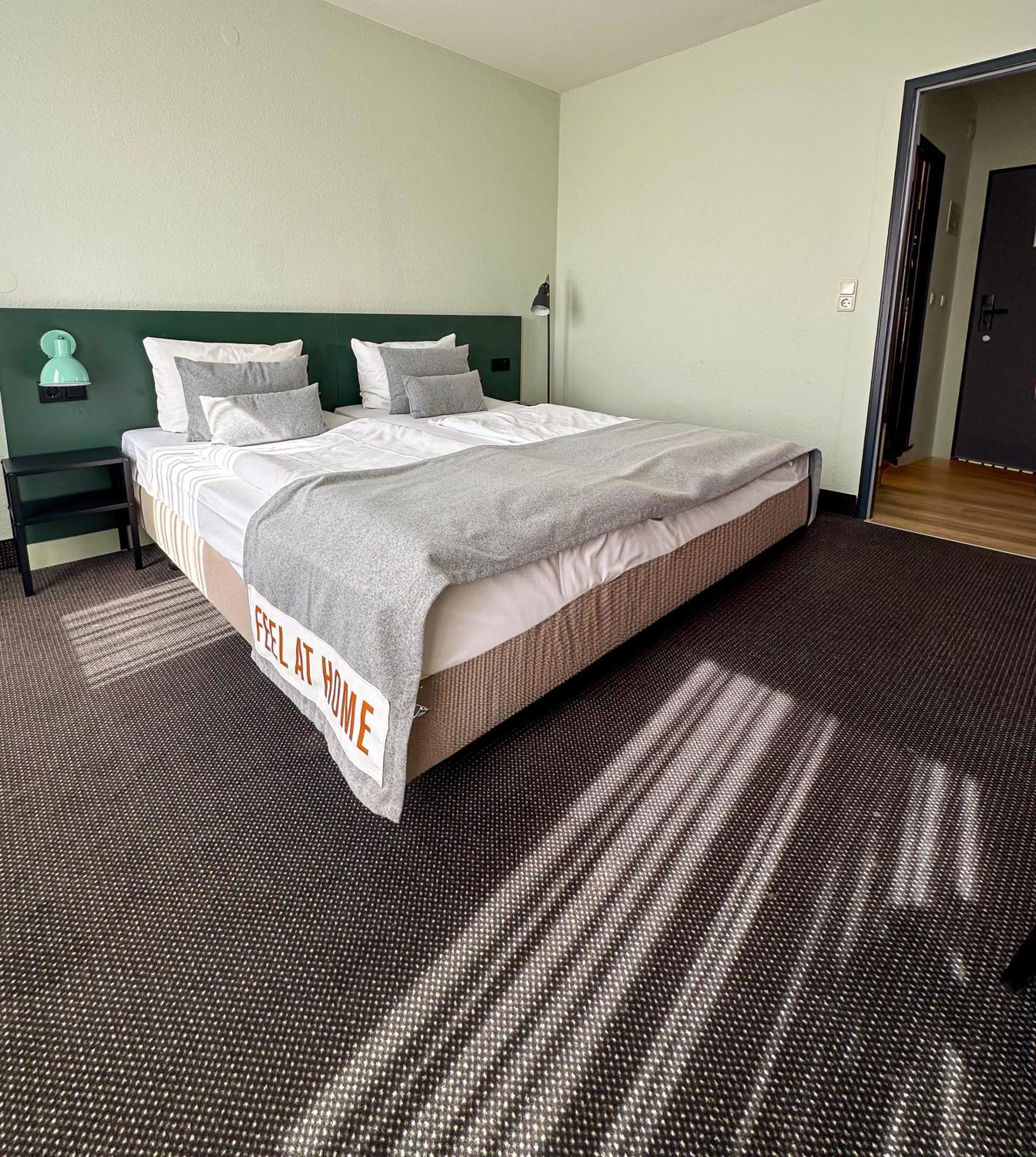 Coffee Fellows Hotel Frankfurt Airport-Langen ลังเงิน ภายนอก รูปภาพ