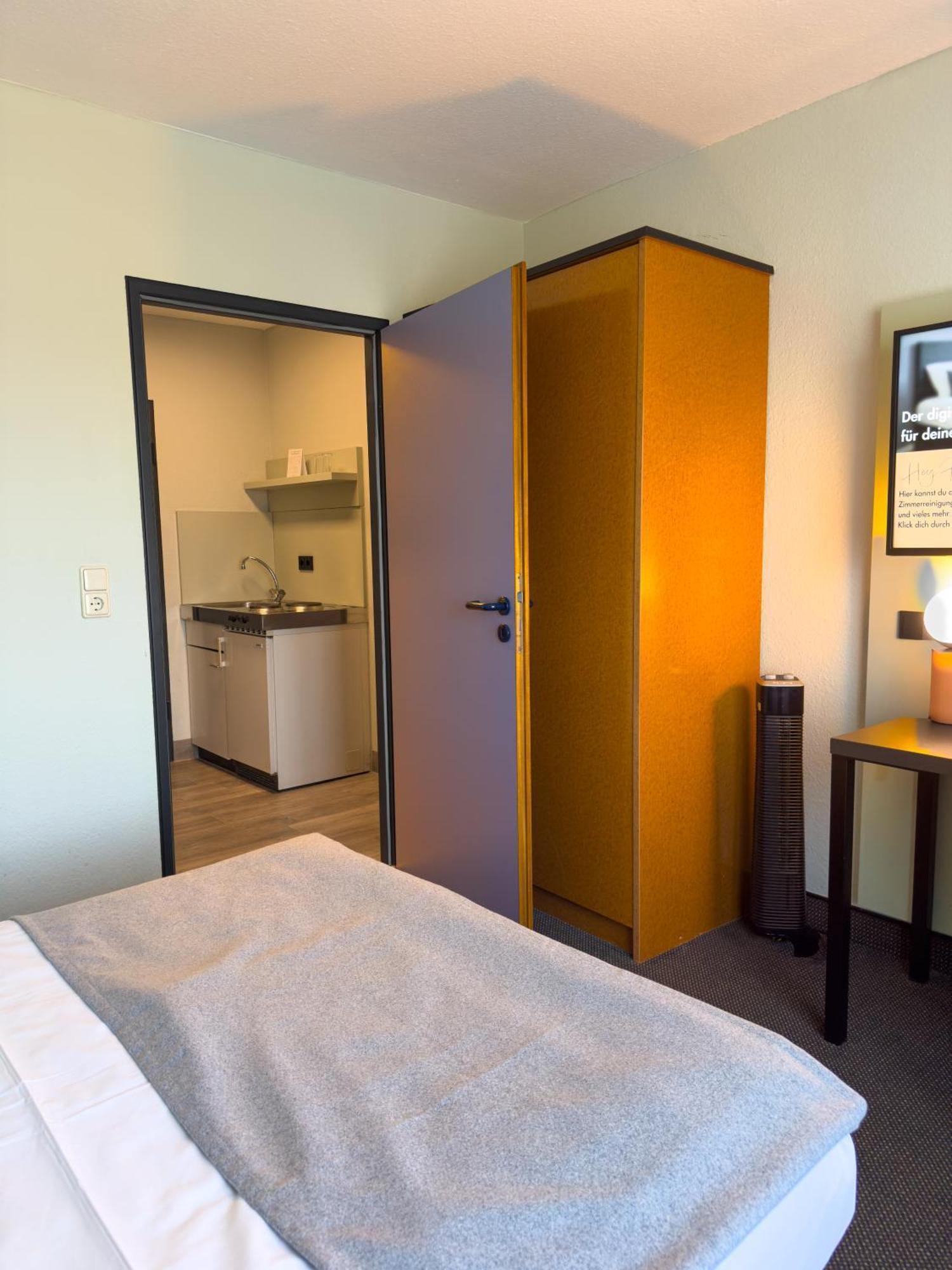 Coffee Fellows Hotel Frankfurt Airport-Langen ลังเงิน ภายนอก รูปภาพ