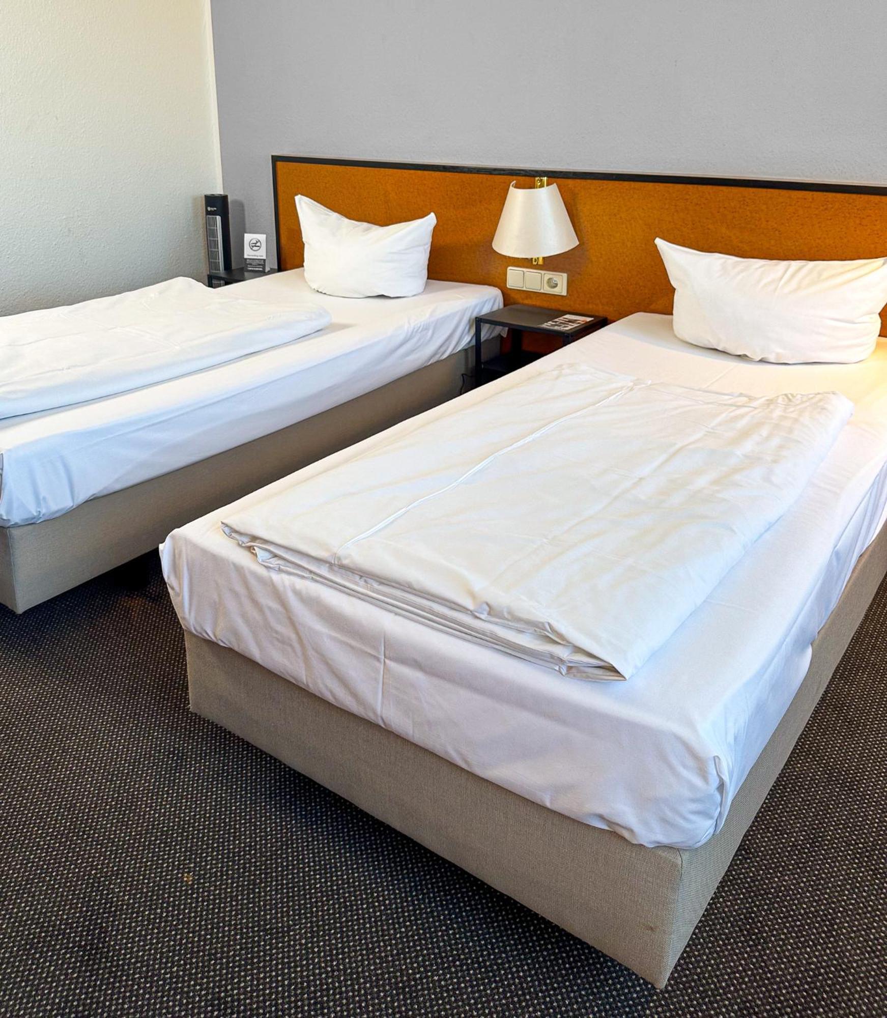 Coffee Fellows Hotel Frankfurt Airport-Langen ลังเงิน ภายนอก รูปภาพ